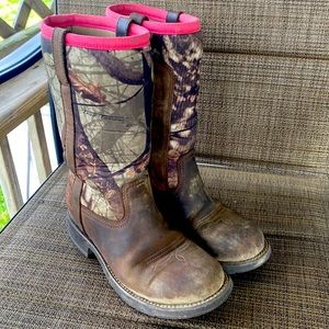 Arias waterproof boots